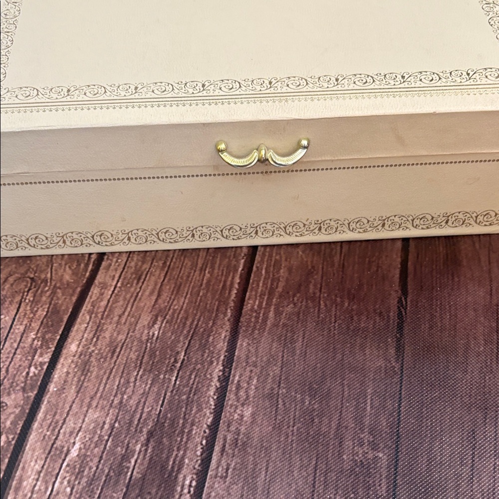 Vintage Mele Jewelry Box Cream with Gold Trim Gold Interior